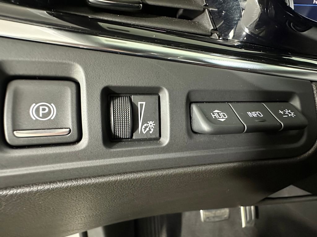 Used 2021 Cadillac XT6 Sport AWD/4WD image 18