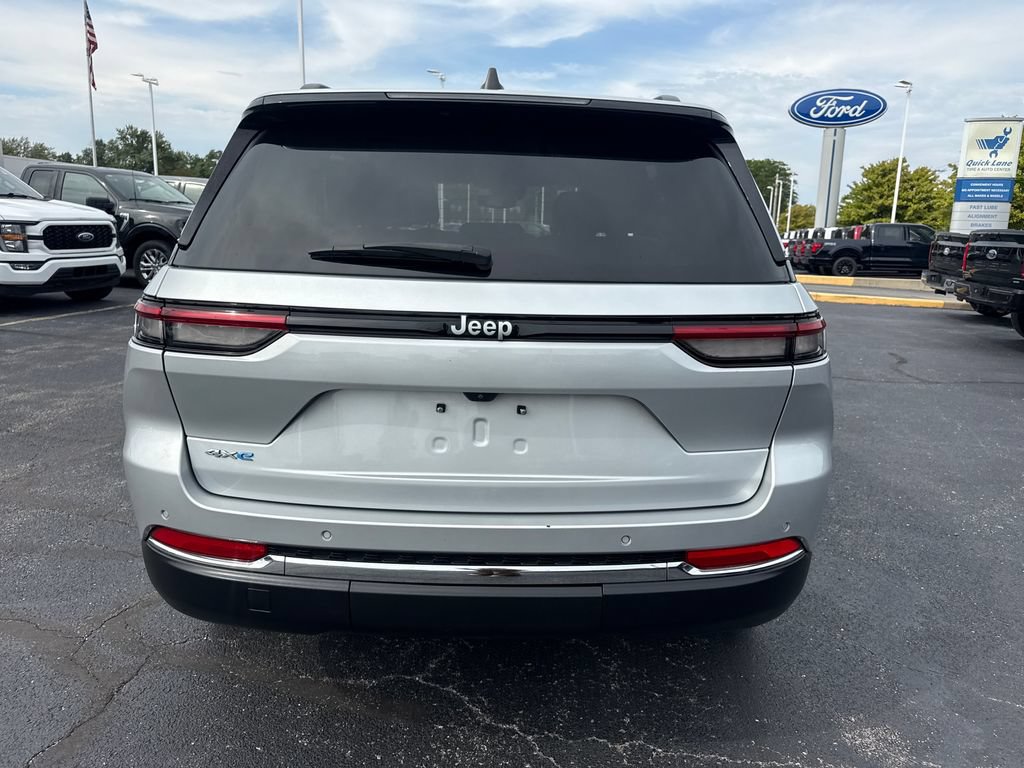 Used 2024 Jeep Grand Cherokee Limited 4xe AWD/4WD image 8