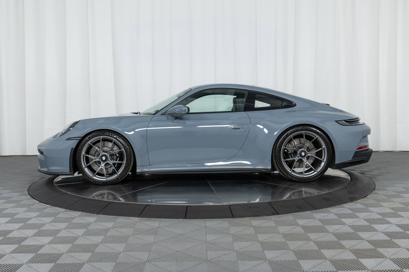 Certified 2023 Porsche 911 GT3 image 2