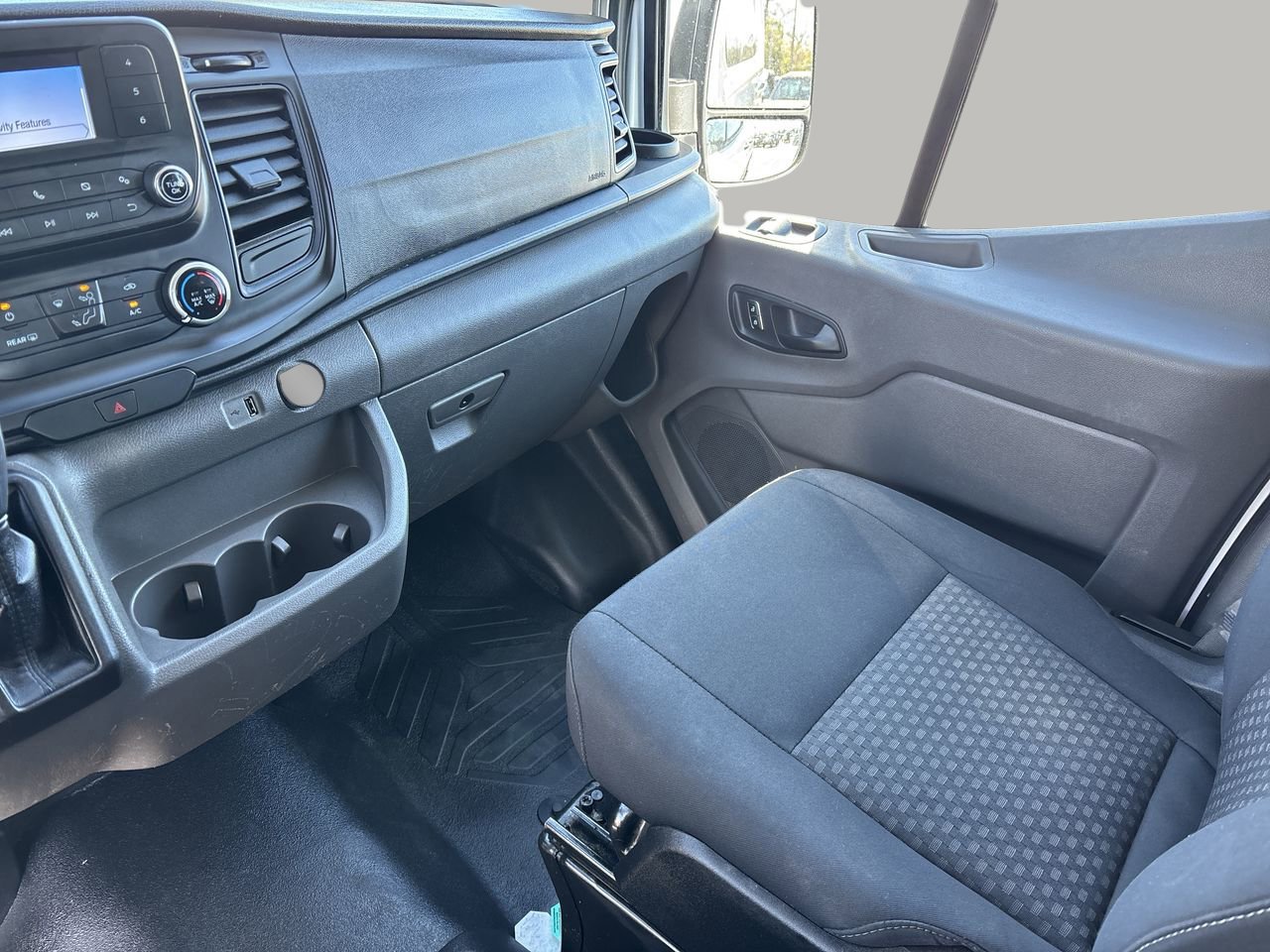 Used 2024 Ford Transit 250 Low Roof w/ Exterior Upgrade Package image 15