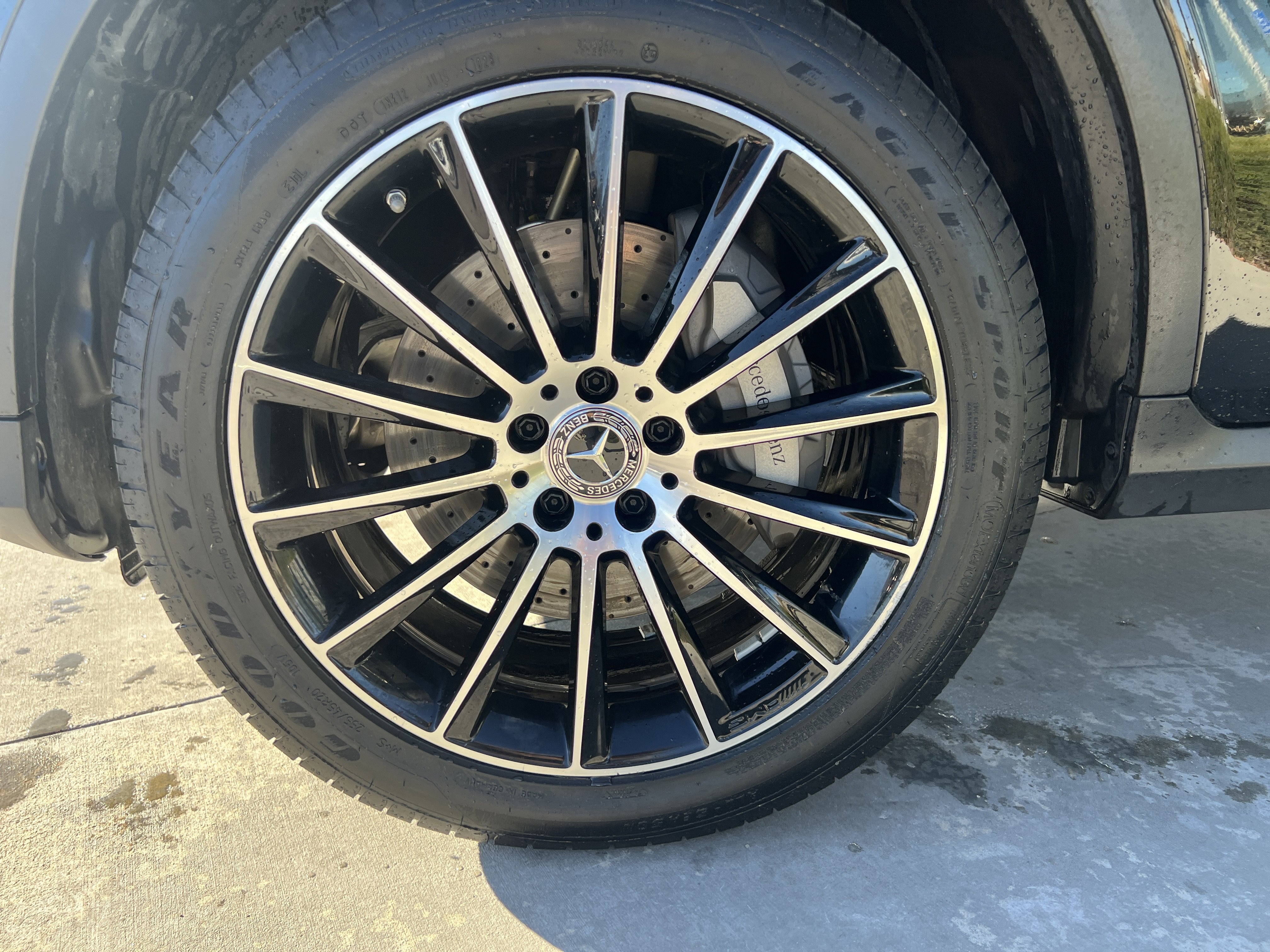 Used 2019 Mercedes-Benz GLC 300 4MATIC Coupe image 10