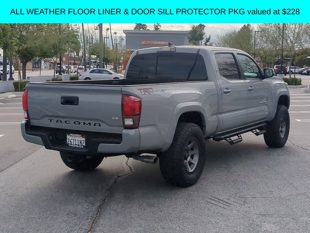 Used 2018 Toyota Tacoma TRD Sport RWD image 7