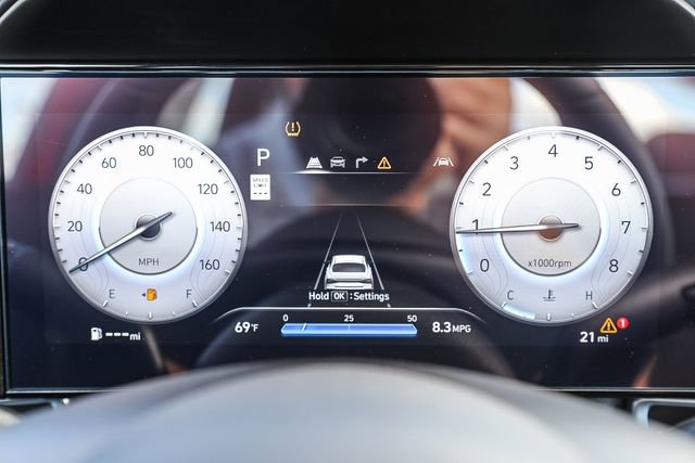 New 2025 Hyundai Elantra Limited FWD image 28