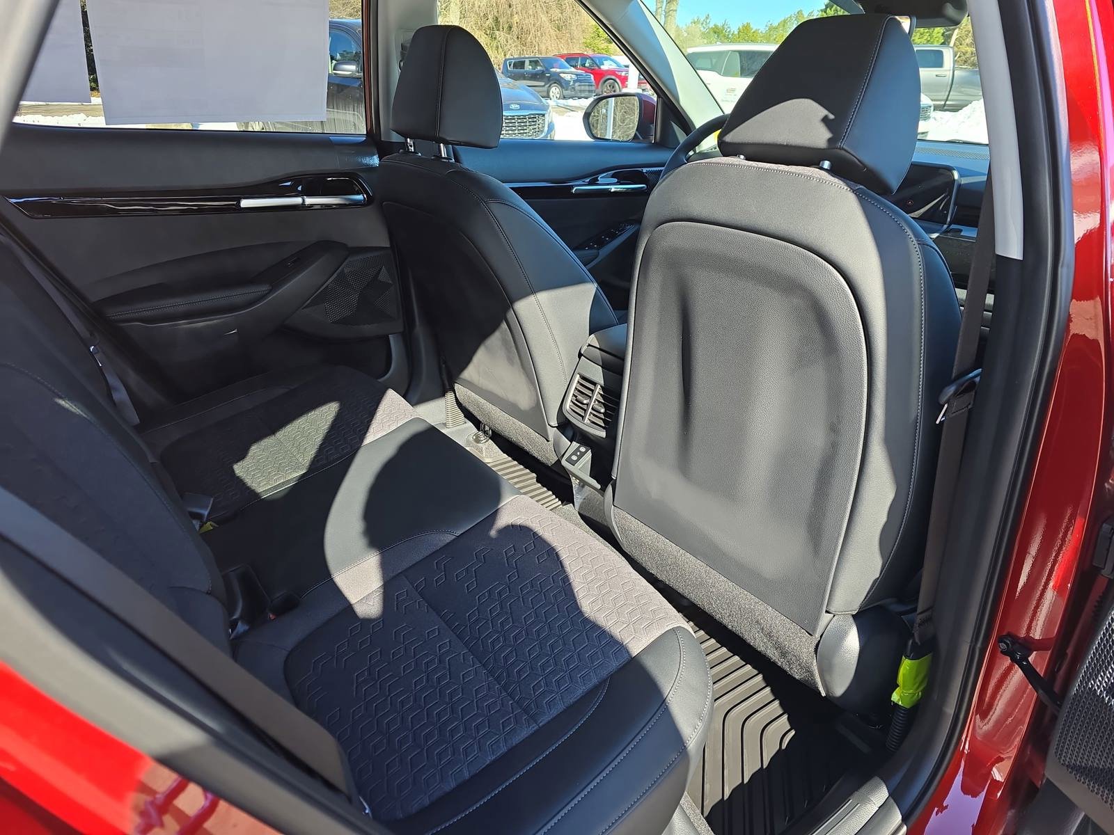 New 2026 Kia Seltos S FWD image 12