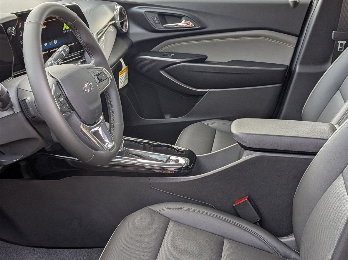 New 2026 Chevrolet Trax ACTIV w/ Sunroof Package FWD image 21