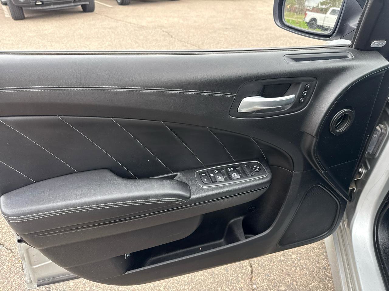 Used 2019 Dodge Charger GT RWD image 12