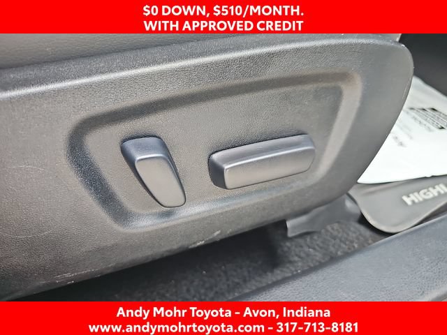 Used 2017 Toyota Highlander XLE AWD/4WD image 42