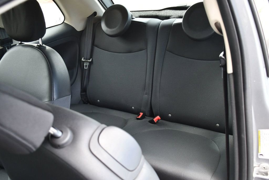 Used 2015 FIAT 500 Pop FWD image 7