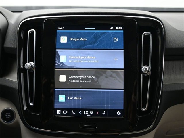 Used 2024 Volvo XC40 B5 Plus w/ Protection Package Premier image 13