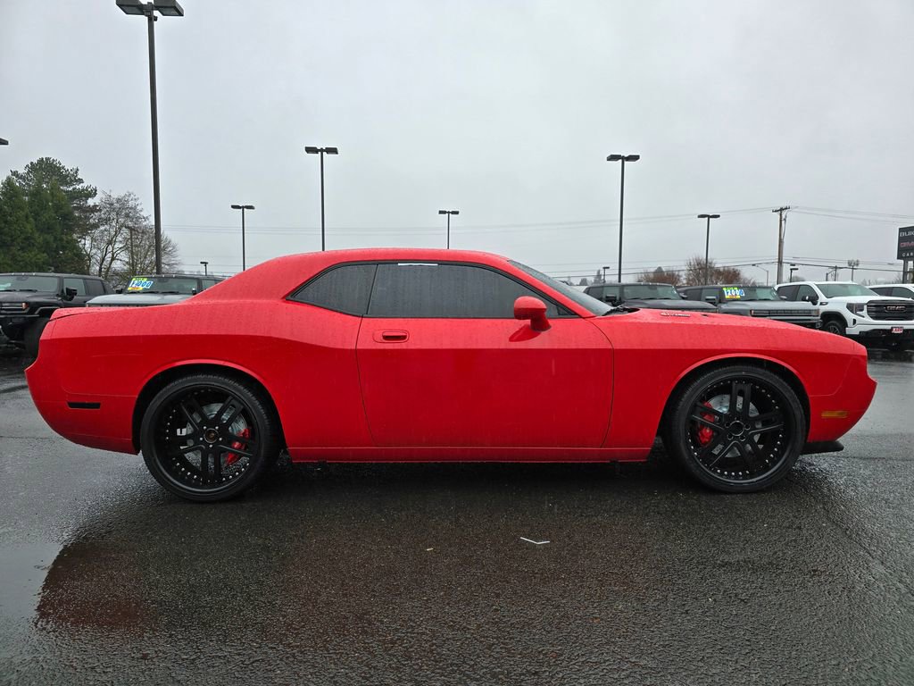 Used 2009 Dodge Challenger SRT8 image 2