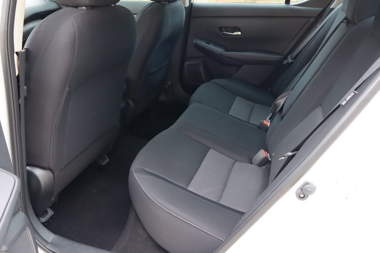 Used 2021 Nissan Sentra SV w/ Trunk Package FWD image 5
