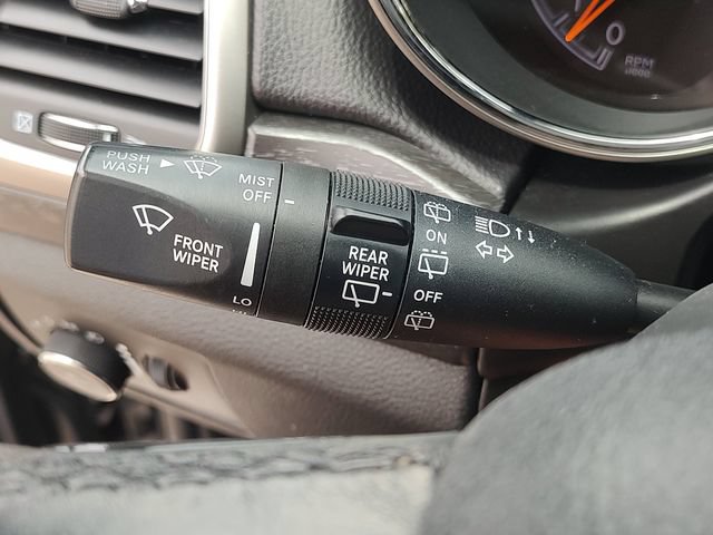 Used 2018 Jeep Grand Cherokee Laredo RWD image 20
