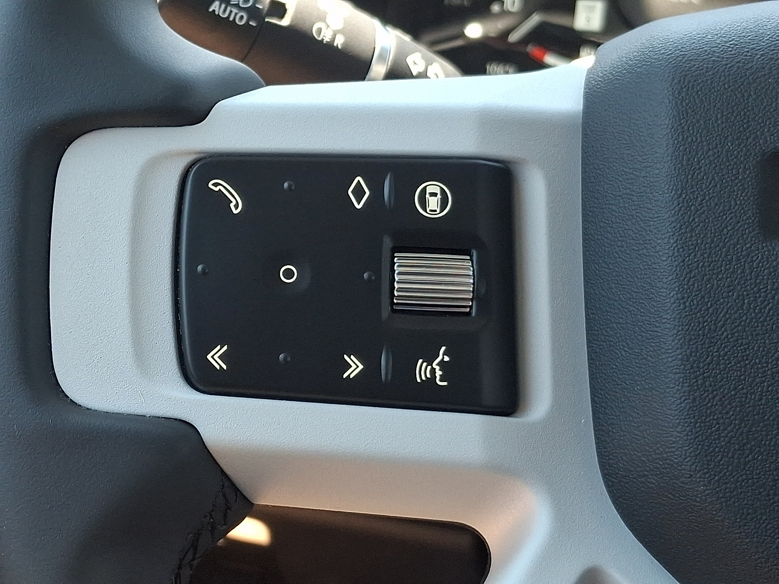 Used 2026 Land Rover Defender 130 S AWD/4WD image 21