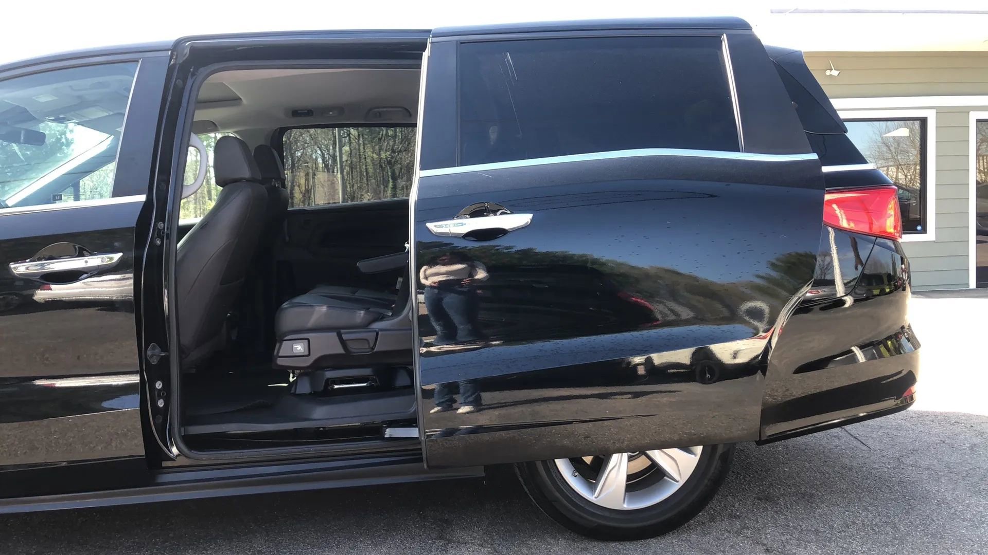 Used 2018 Honda Odyssey EX-L image 20