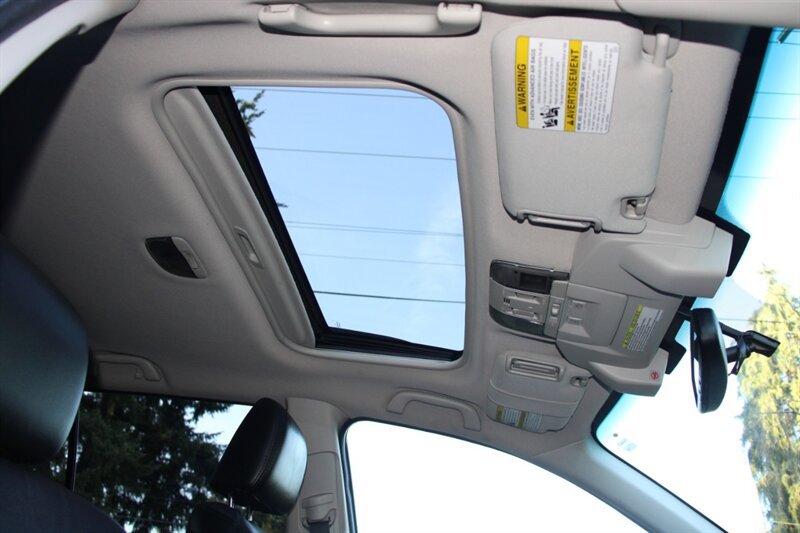 Used 2013 Subaru Outback 2.5i Limited AWD/4WD image 10