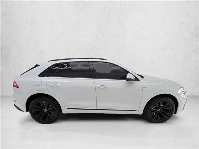 Used 2025 Audi Q8 Premium Plus AWD/4WD image 4