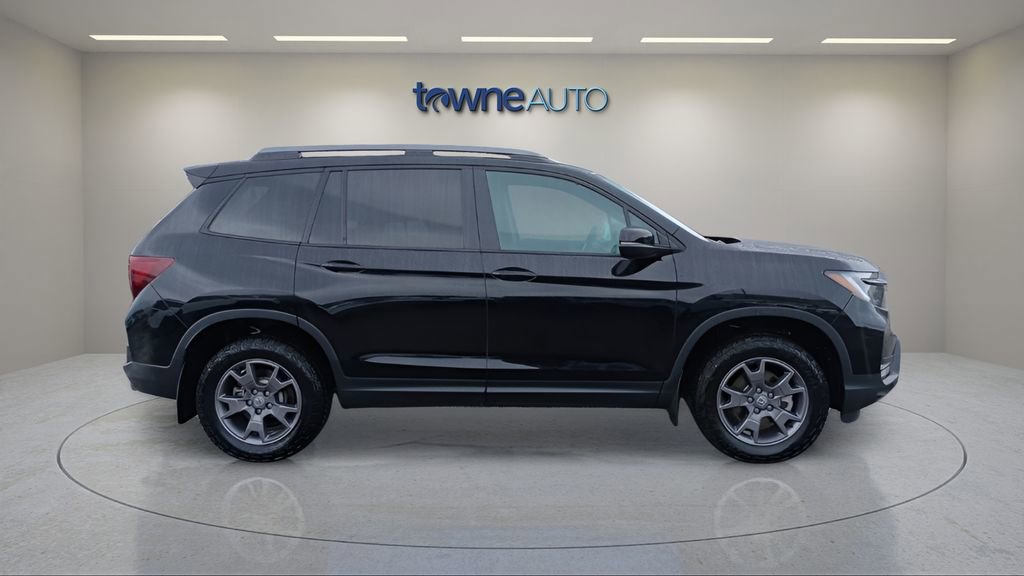 Used 2024 Honda Passport TrailSport image 5