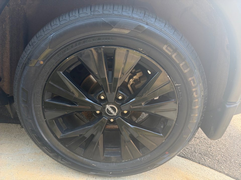 Used 2023 Nissan Rogue SV w/ SV Premium Package image 26