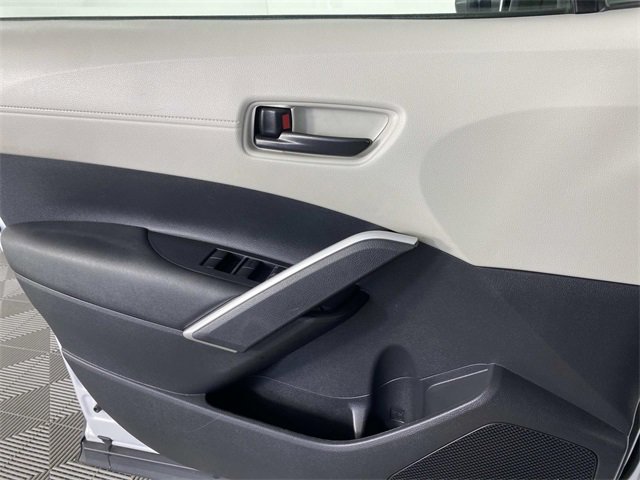 Used 2023 Toyota Corolla Cross L image 22