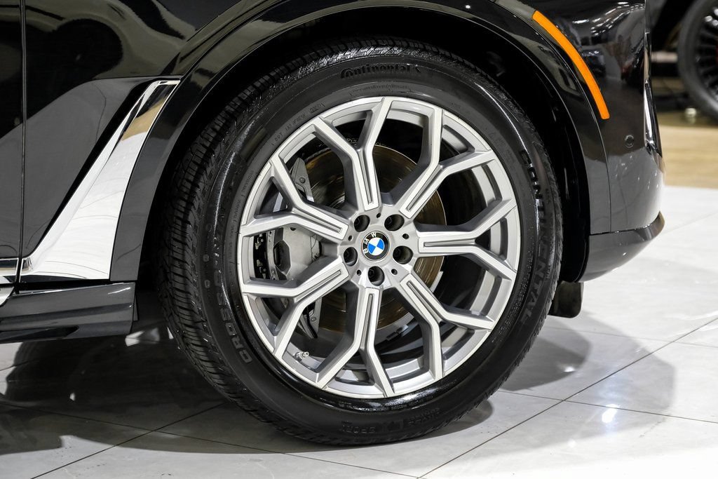Used 2024 BMW X7 xDrive40i AWD/4WD image 48