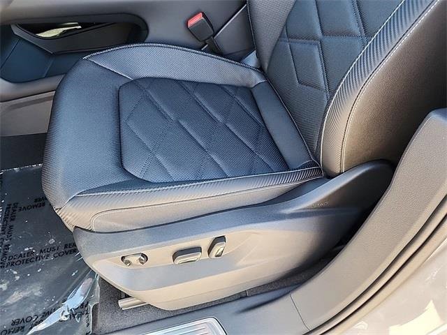 New 2025 Volkswagen Atlas Cross Sport SE image 15