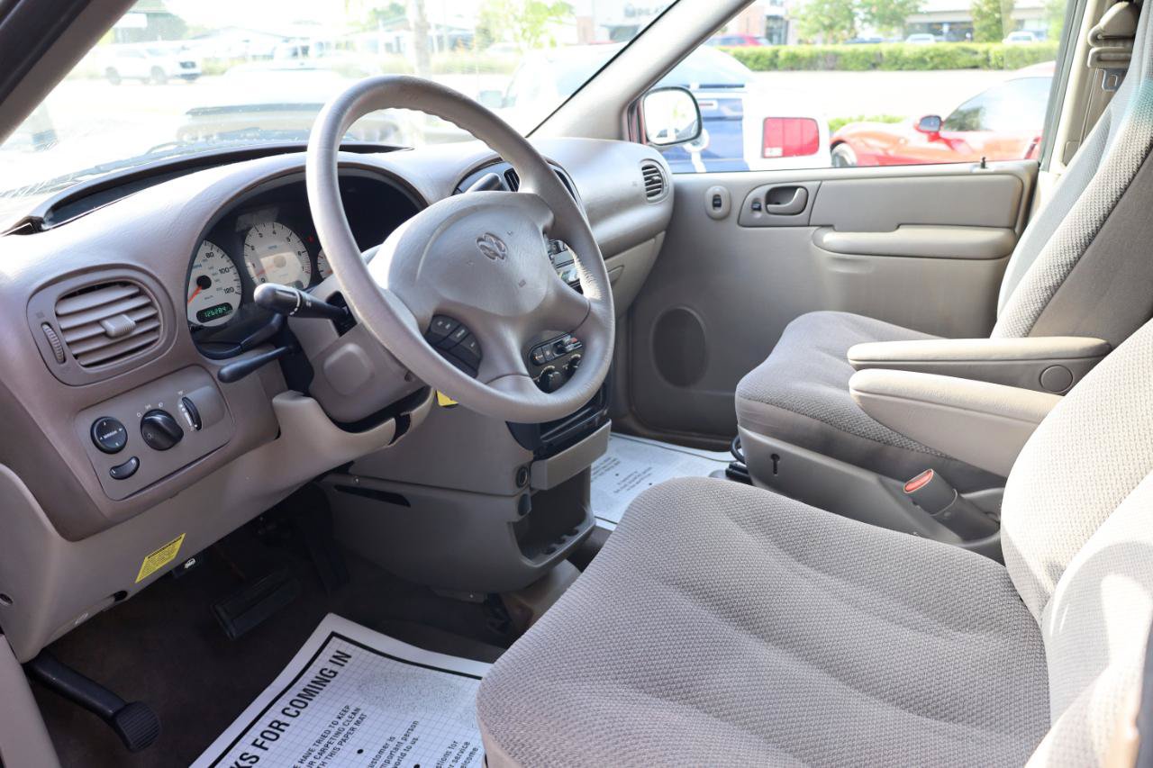 Used 2003 Dodge Grand Caravan SE FWD image 7