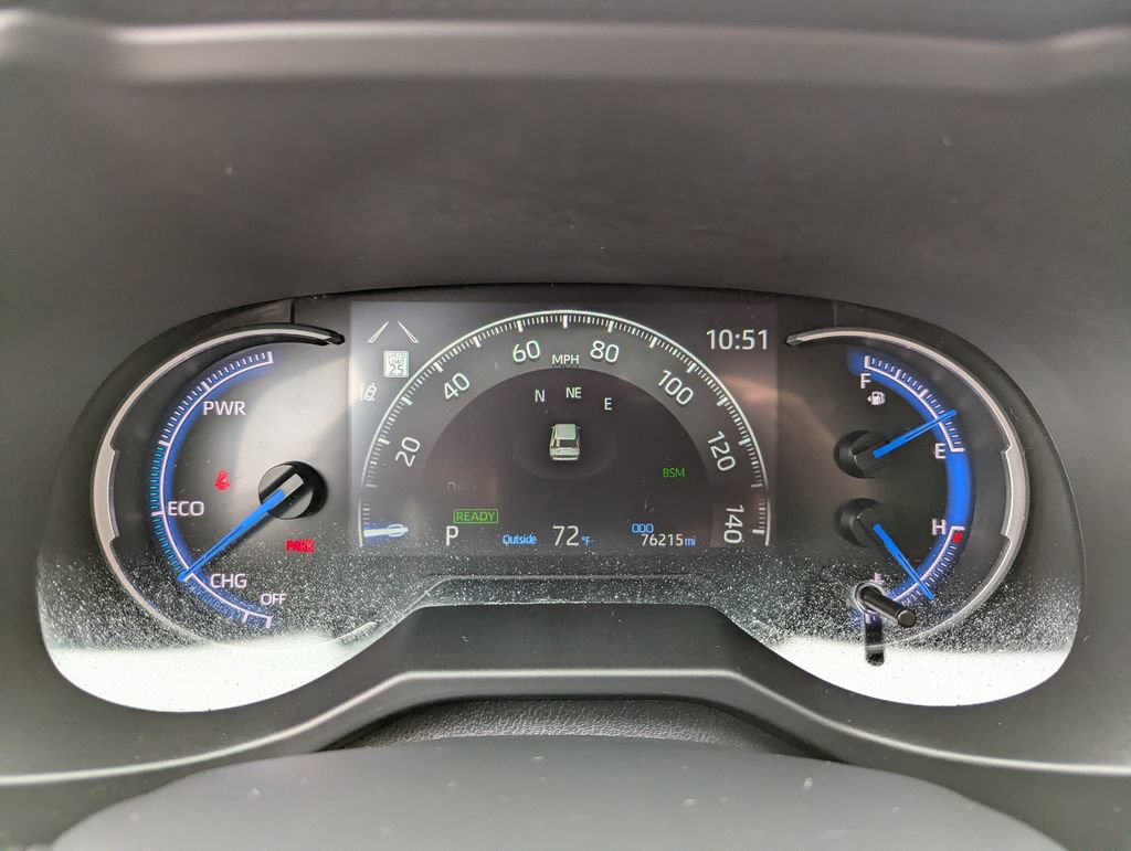 Used 2023 Toyota RAV4 XLE AWD/4WD image 18