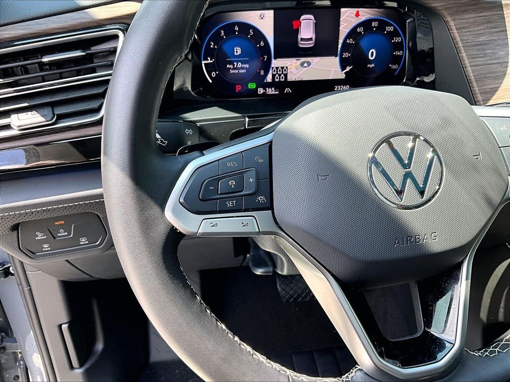 Used 2025 Volkswagen Atlas SEL AWD/4WD image 24