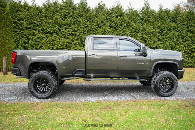 Used 2023 Chevrolet Silverado 3500 High Country image 9