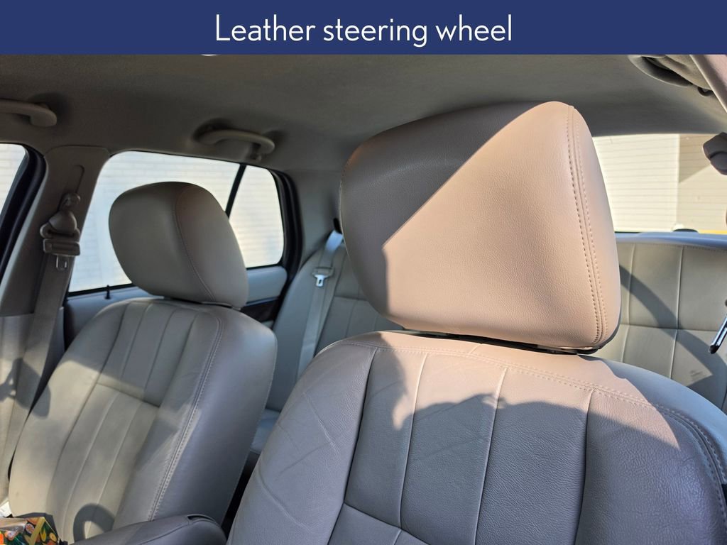 Used 2011 Mercury Grand Marquis LS image 8