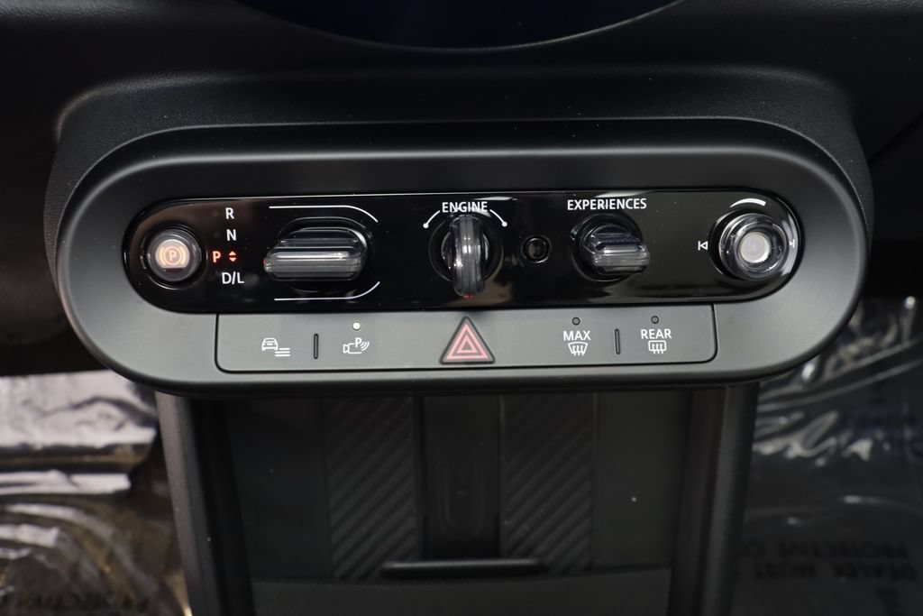 New 2026 MINI Cooper 2-Door Hardtop FWD image 13
