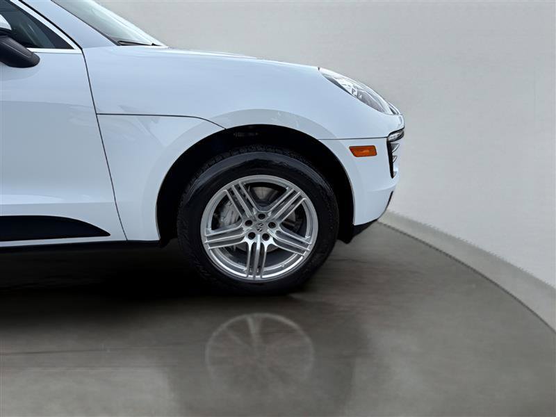 Used 2017 Porsche Macan S image 13