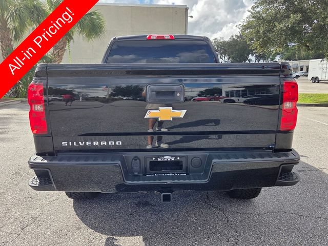 Used 2018 Chevrolet Silverado 1500 Custom w/ Custom Value Package AWD/4WD image 4