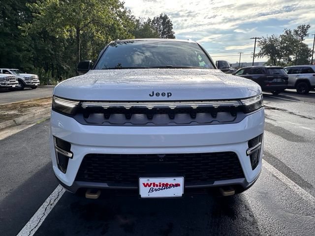 New 2026 Jeep Grand Wagoneer 4WD image 9