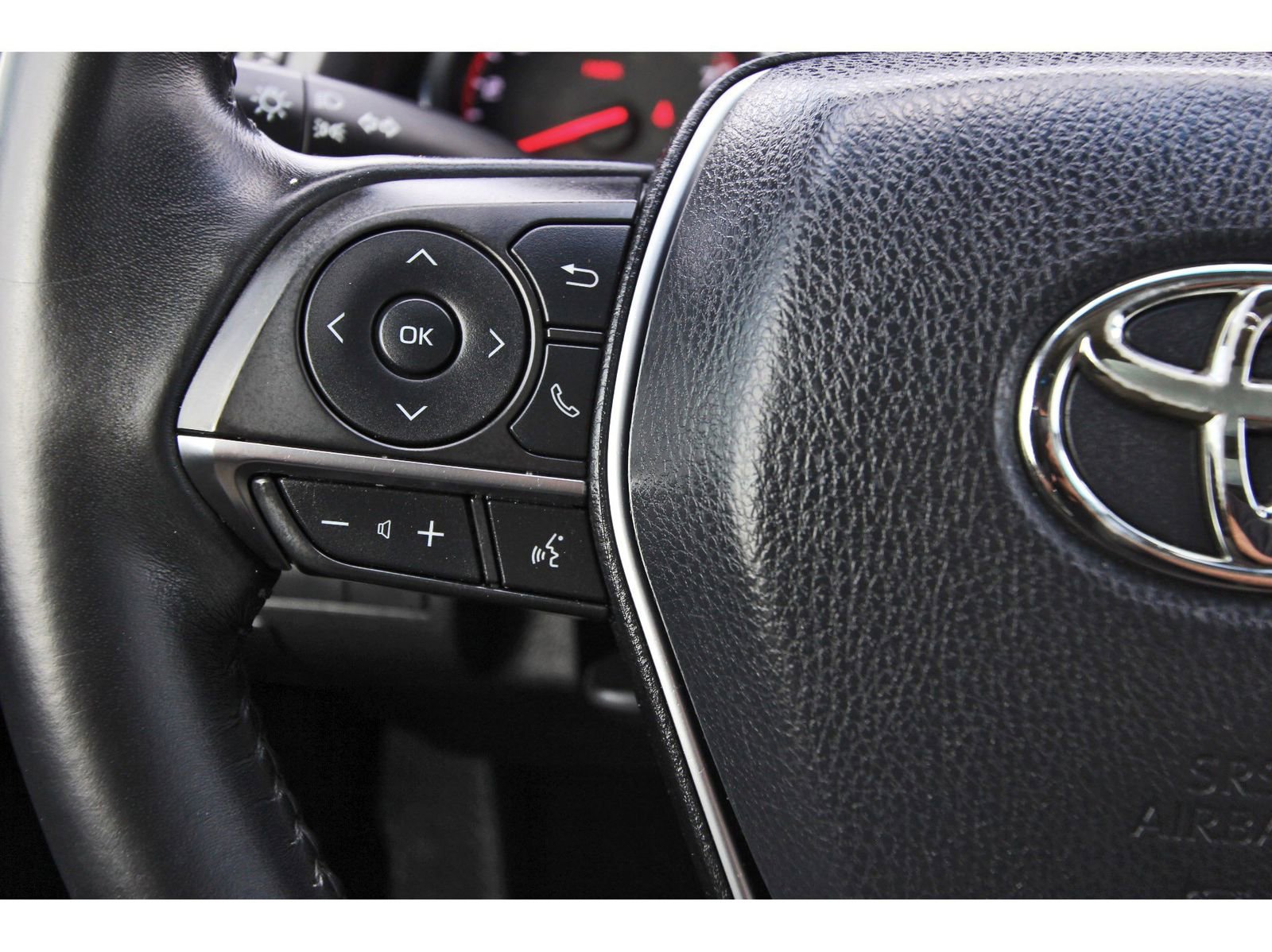 Used 2018 Toyota Camry XSE w/ Driver Assist Package FWD image 18