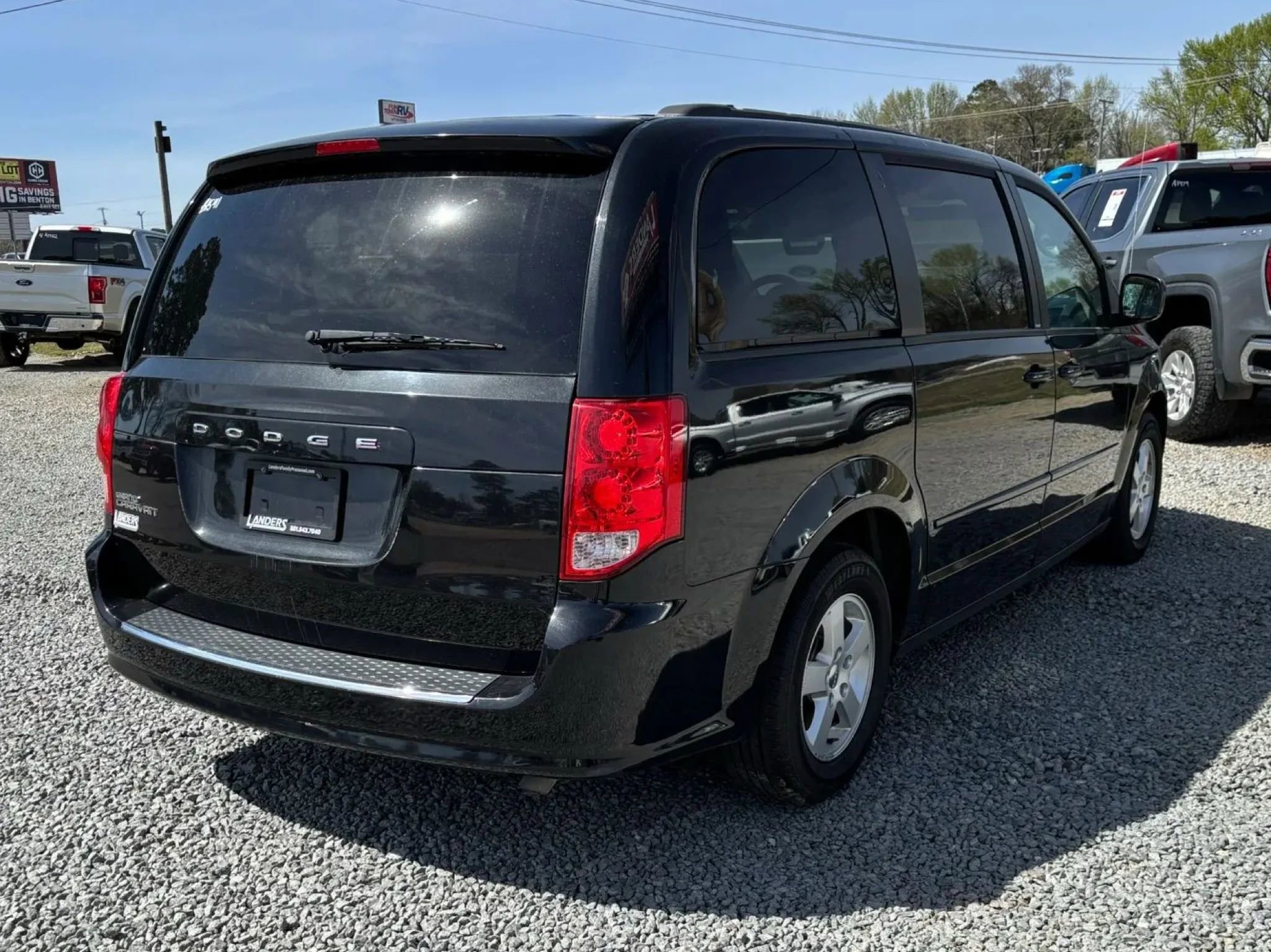Used 2012 Dodge Grand Caravan SXT image 8