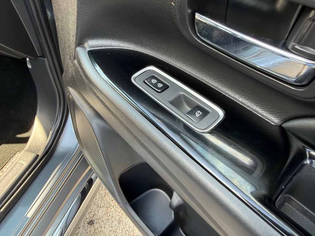 Used 2020 Mitsubishi Outlander GT AWD/4WD image 23