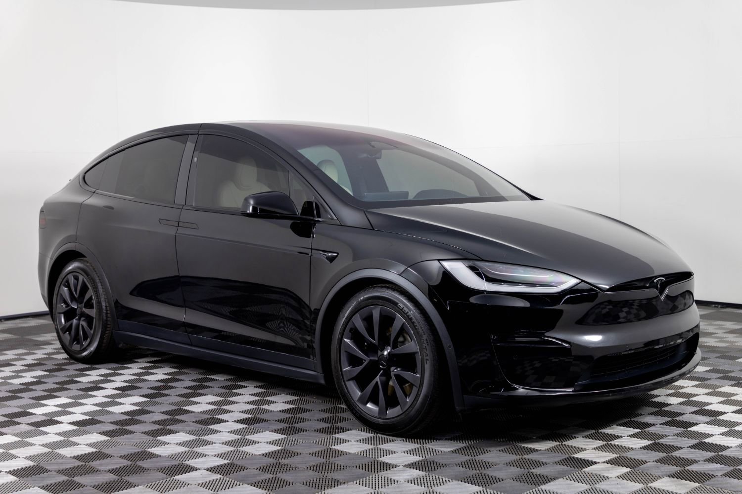 Used 2023 Tesla Model X Plaid AWD/4WD image 10