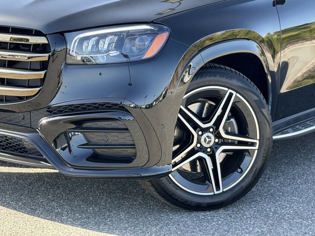 New 2026 Mercedes-Benz GLS 450 4MATIC image 4