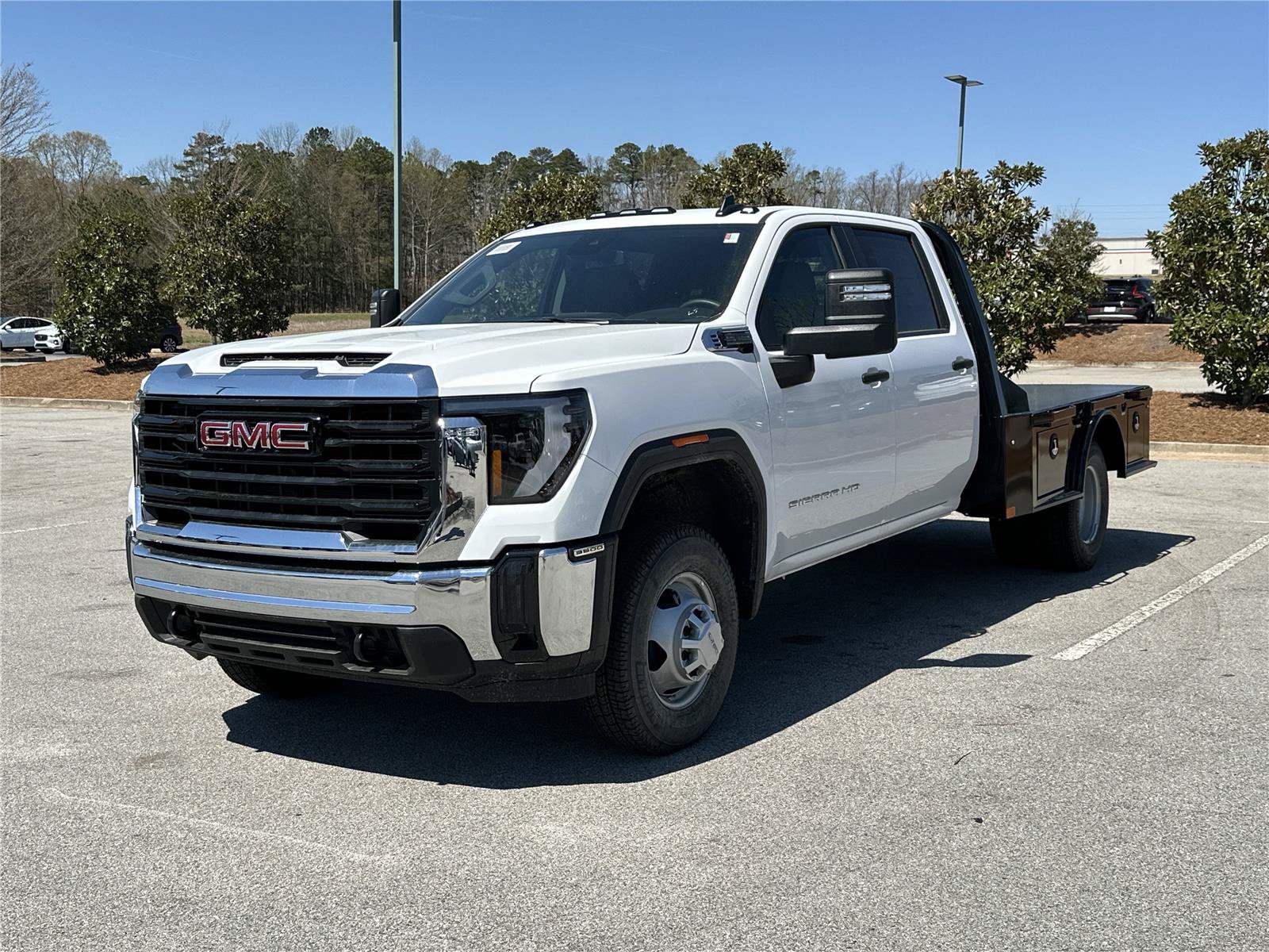 New 2025 GMC Sierra 3500 Pro w/ Convenience Package RWD image 3