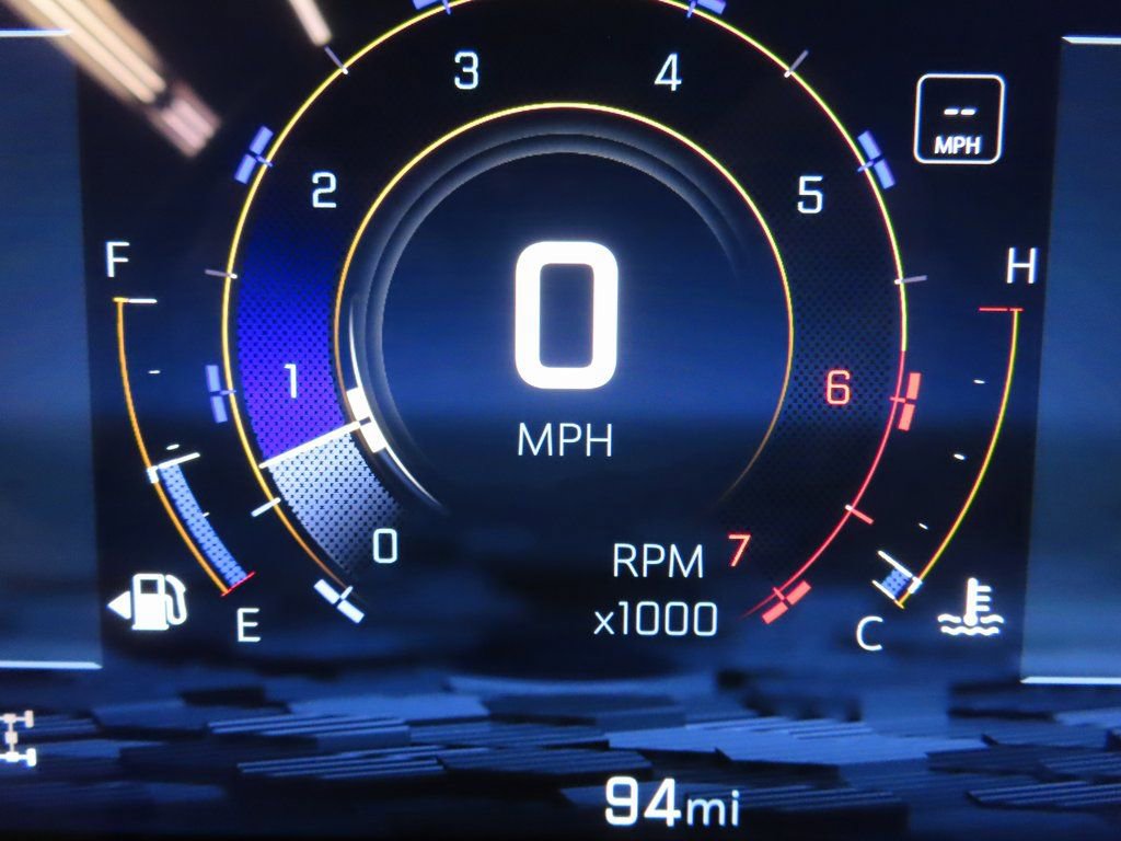 Used 2025 Chevrolet Suburban Premier AWD/4WD image 13