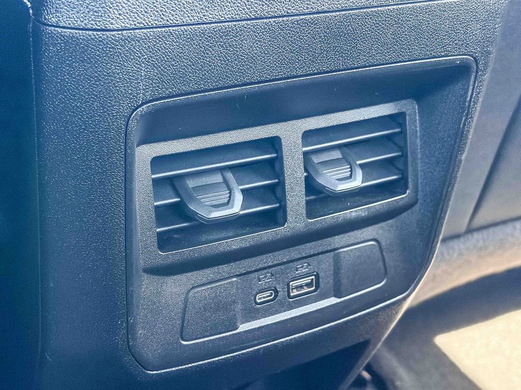 Used 2024 GMC Canyon Elevation w/ Elevation Premium Package image 23