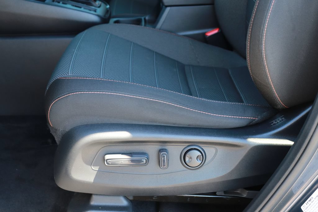 Certified 2025 Honda CR-V Sport image 11