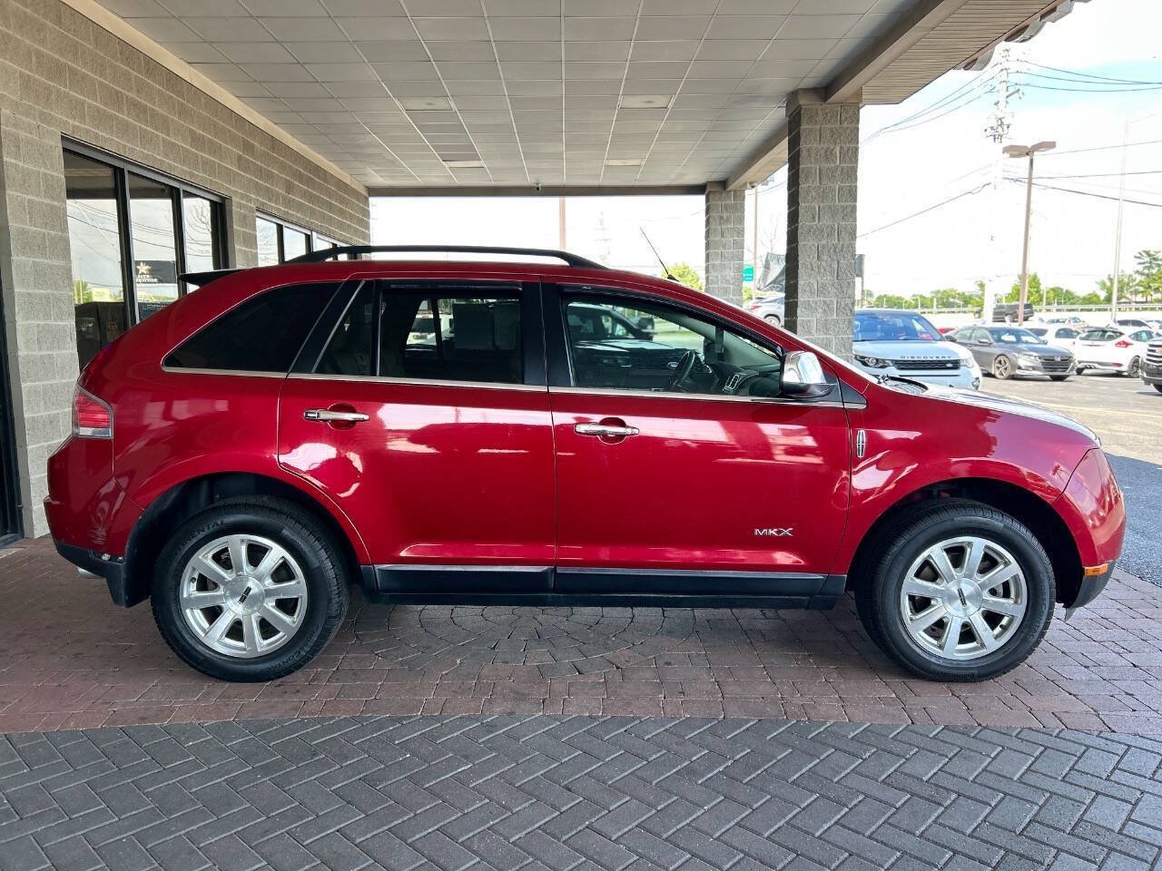 Used 2010 Lincoln MKX 2WD image 19