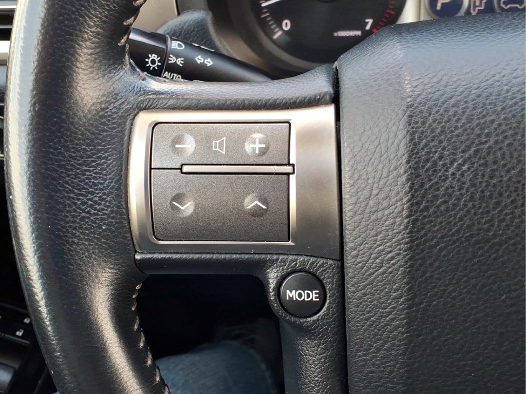 Used 2018 Lexus GX 460 w/ Navigation Package AWD/4WD image 25
