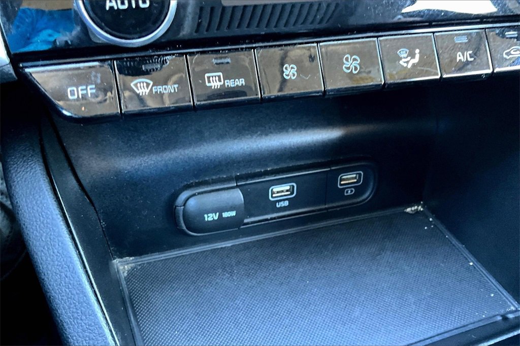 Used 2023 Kia K5 LXS image 31