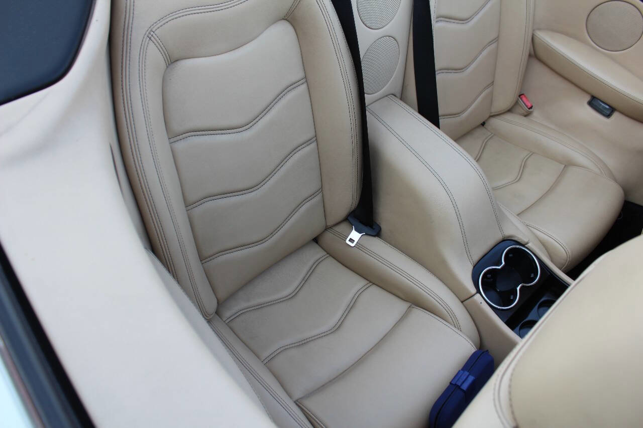 Used 2015 Maserati GranTurismo Convertible image 15