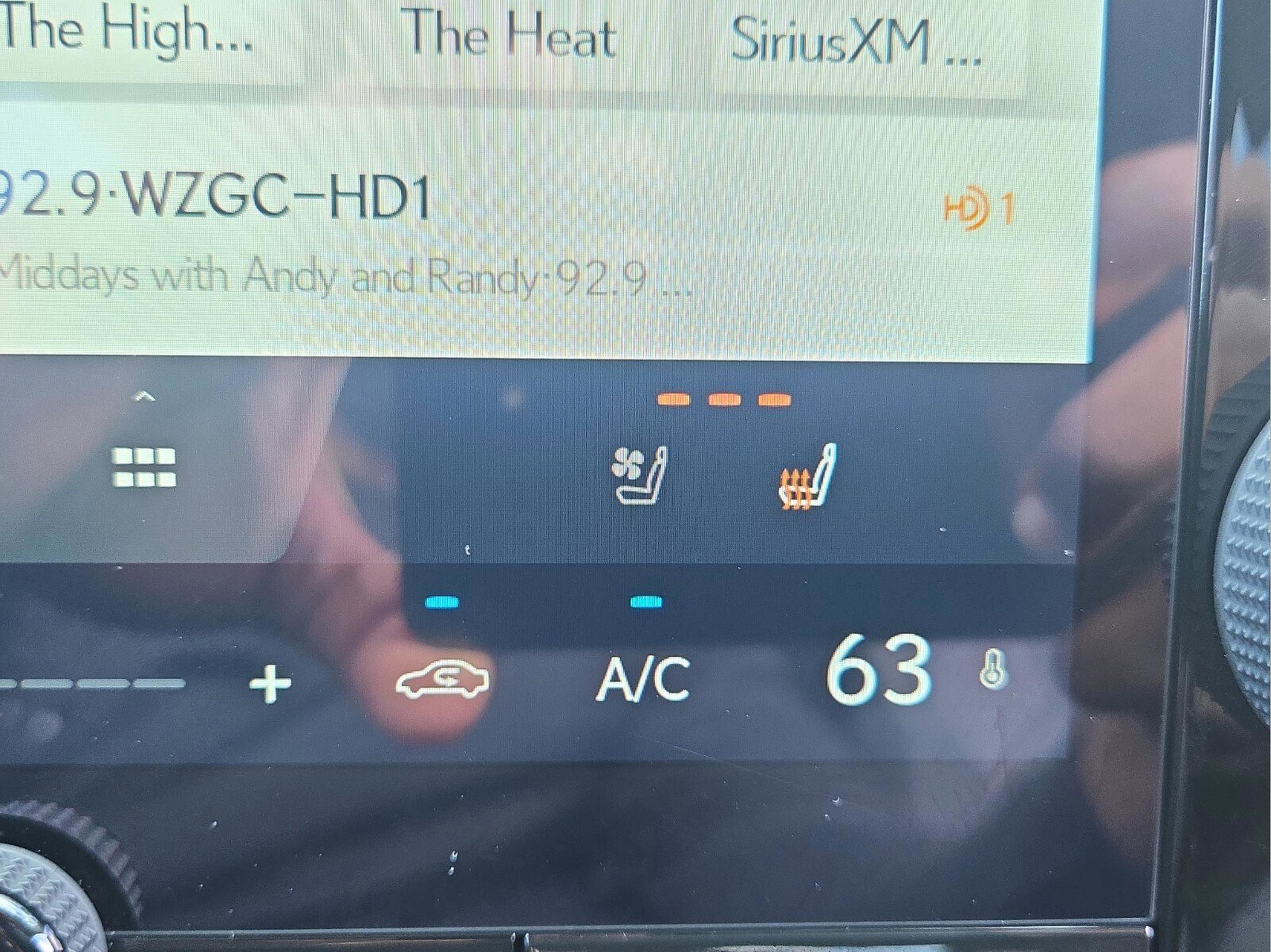 Certified 2025 Lexus NX 350 AWD w/ Premium Package image 18