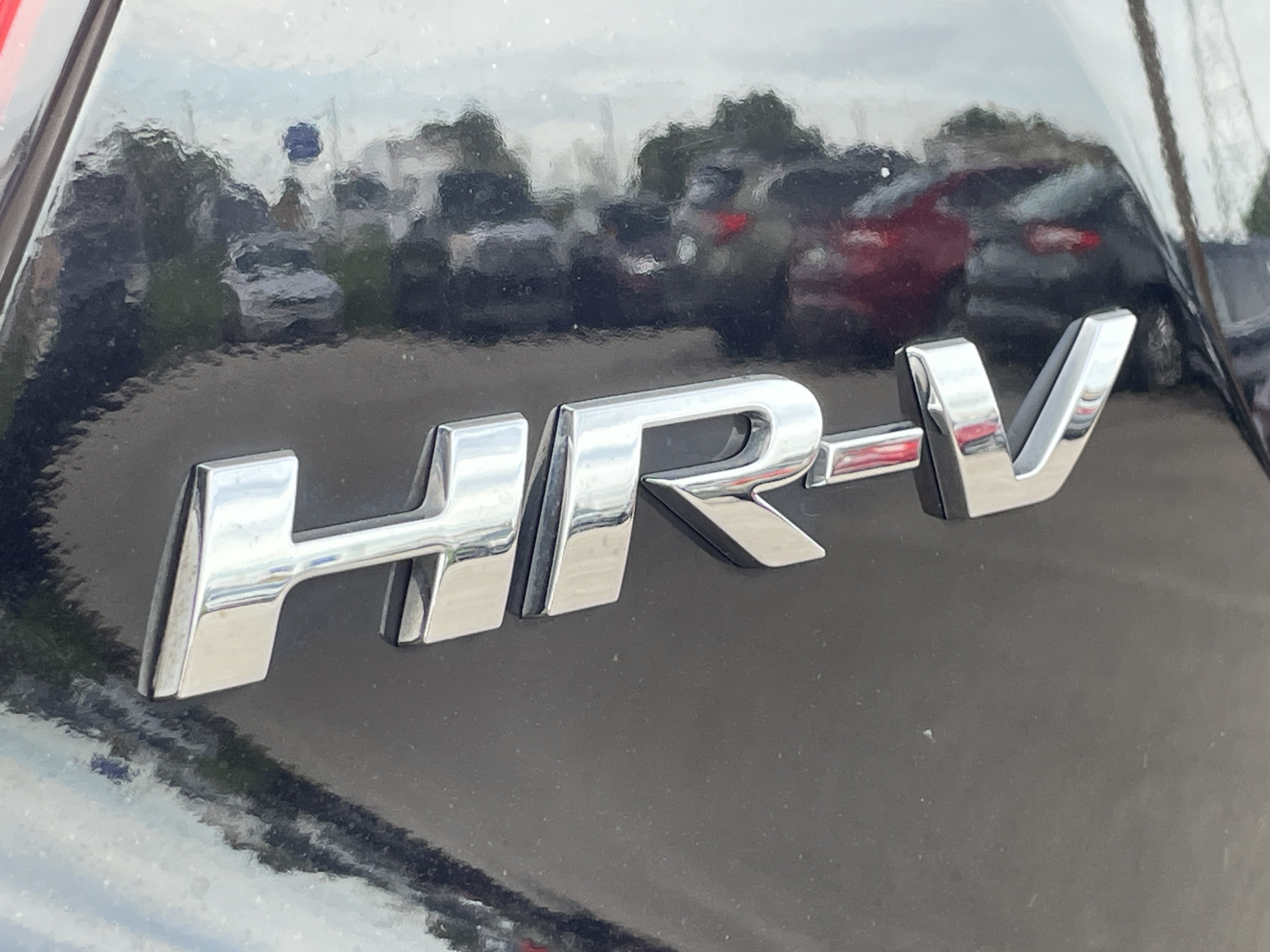 Used 2018 Honda HR-V EX image 10