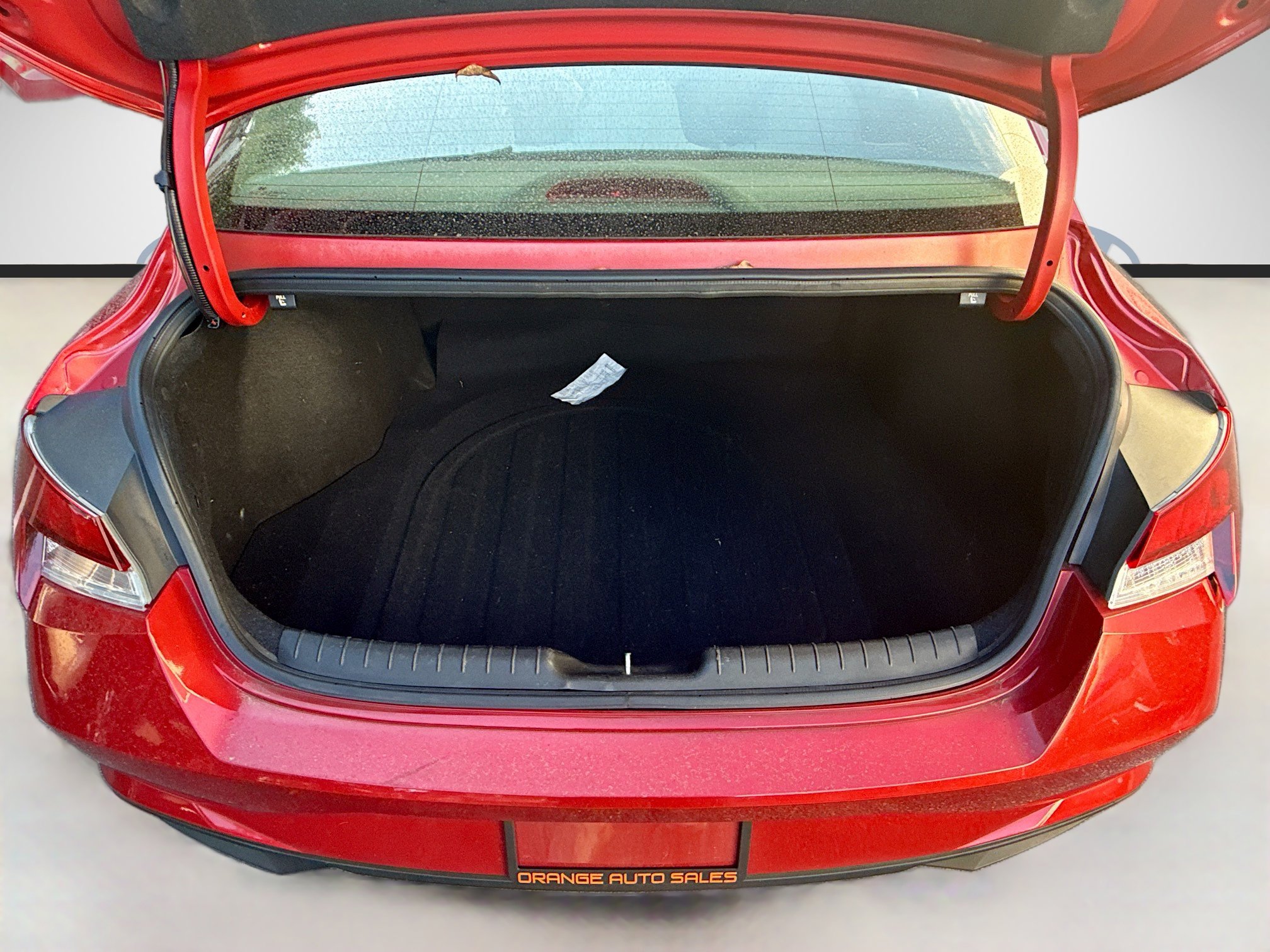 Used 2023 Hyundai Elantra SEL image 23